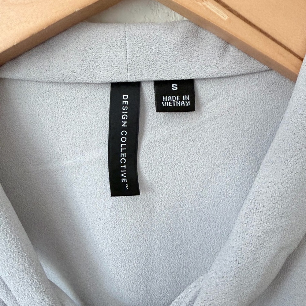 Light Gray Blouse with Bow Detail - Picture 2 of 5